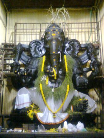 Mundhi Vinayagur Temple